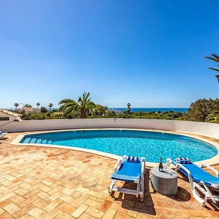 Laguana 3-br Pool Дом отдыха