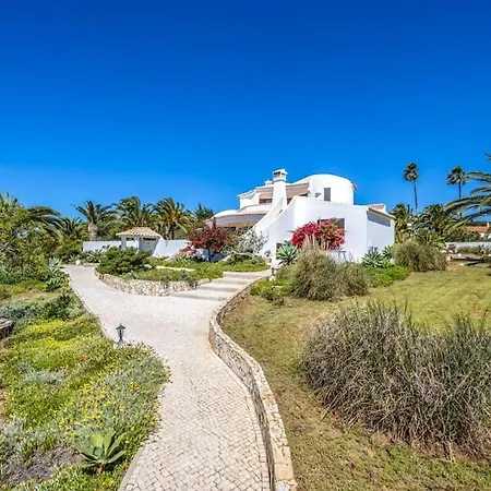 Laguana 3-br Pool