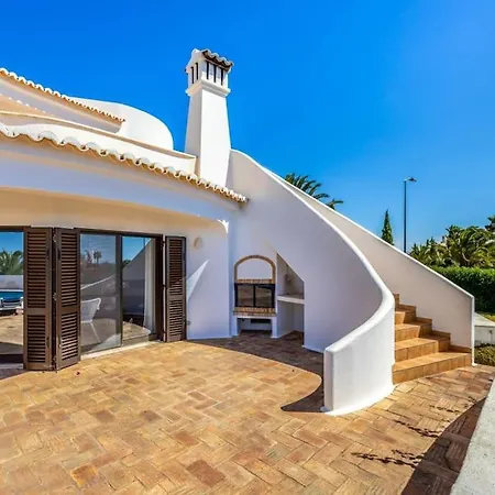 Laguana 3-br Pool
