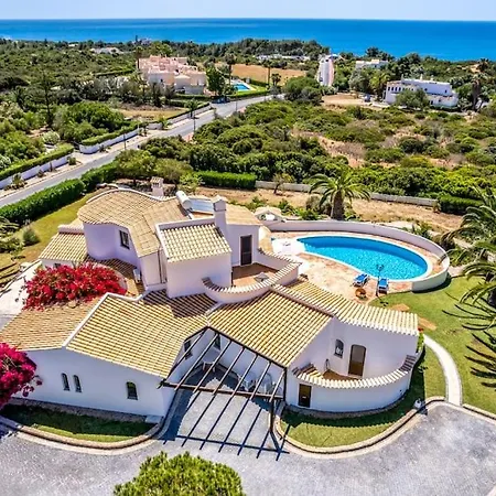 Laguana 3-br Pool Holiday home *