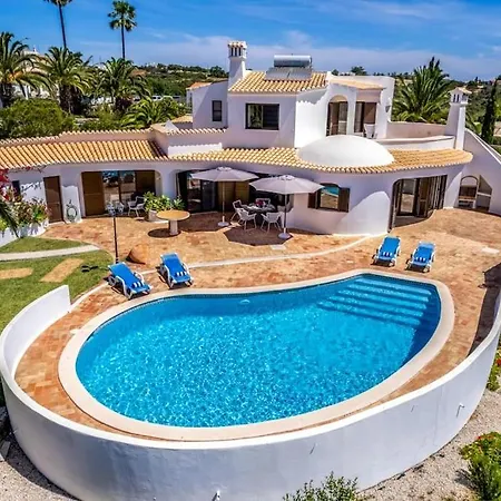 Holiday home Laguana 3-br Pool *